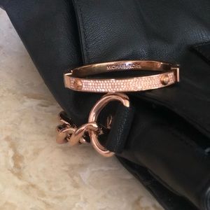 Michael Kors rosegold pavé bracelet